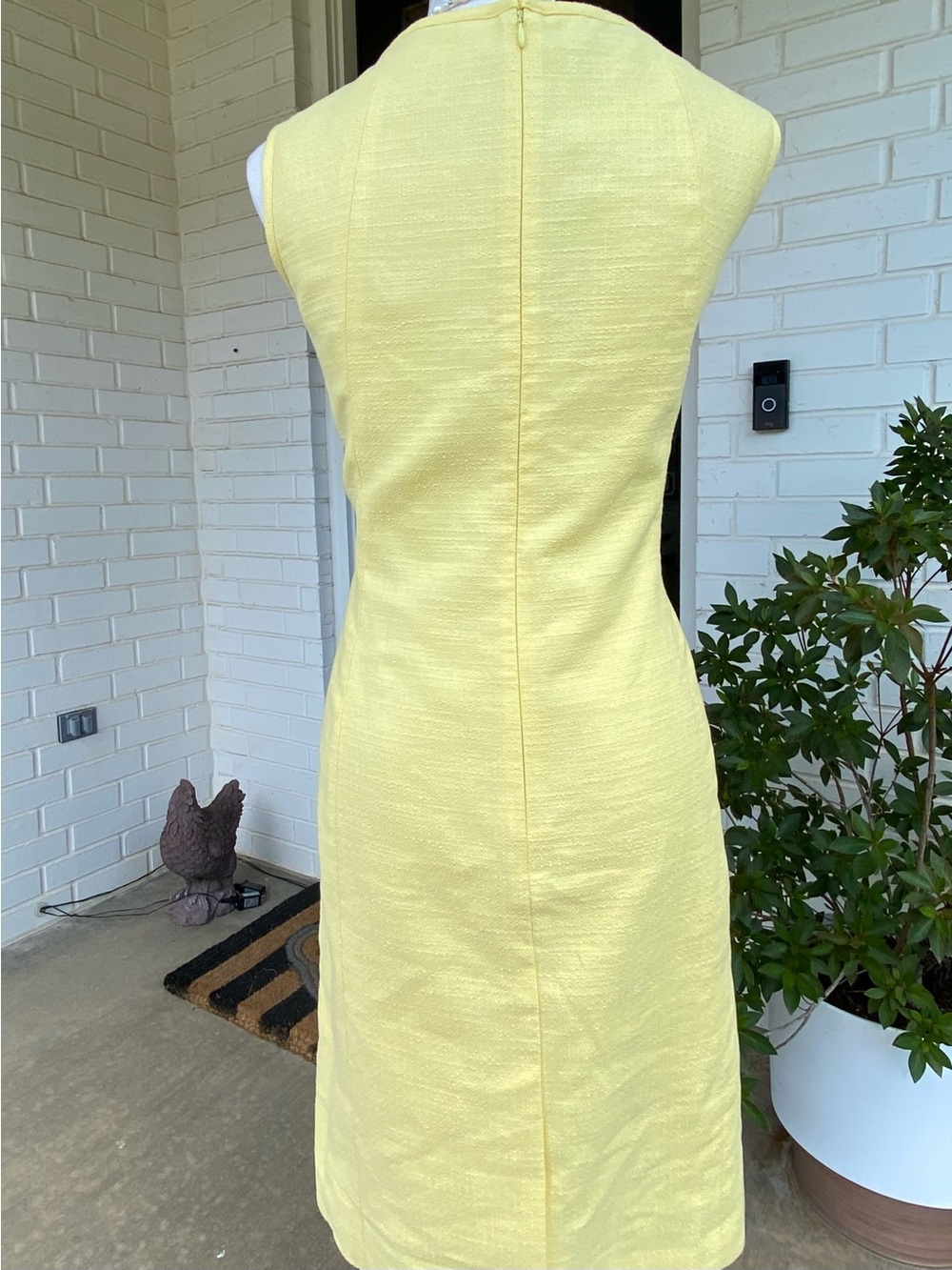 NWT size 12 Talbots Yellow Sleeveless Shift Dress with Patch Pockets and Bows - Picture 8 of 14